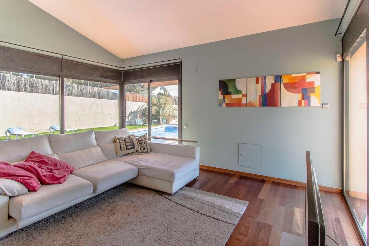 Catalunya Casas Stunning Modern Villa And Just Half Hour To Barcelona! Caldes De Montbui Ngoại thất bức ảnh